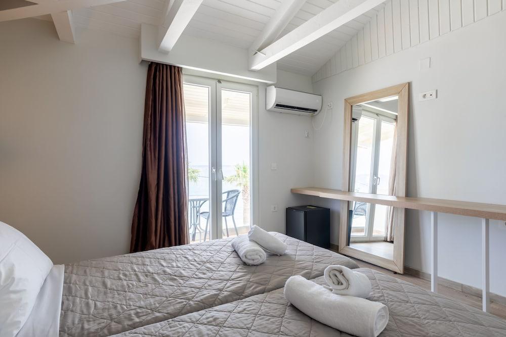 Arkadianos Aparthotel Agios Sostis  Luaran gambar