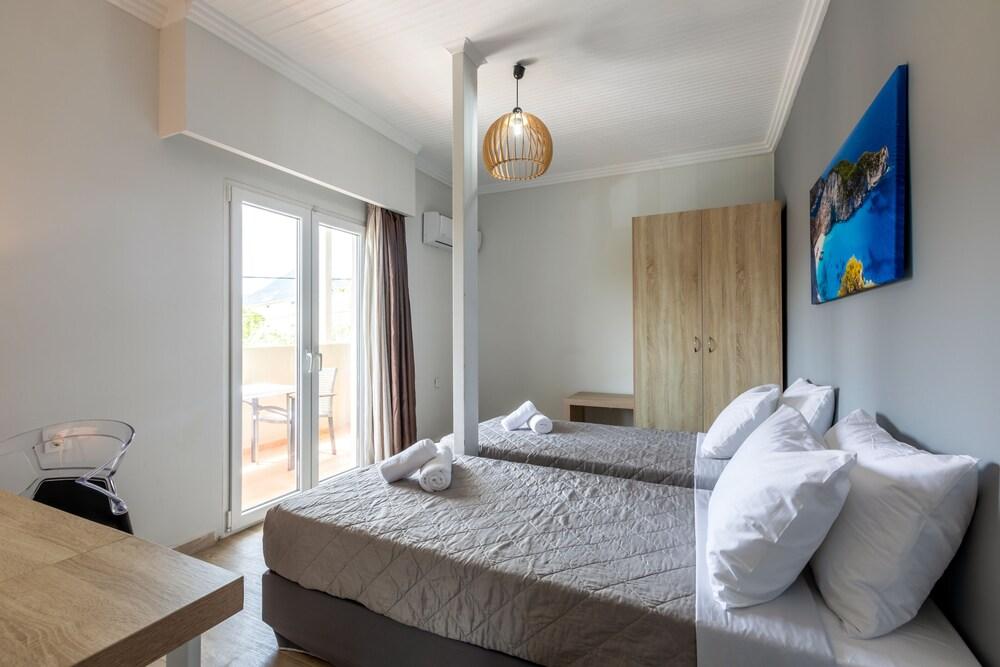 Arkadianos Aparthotel Agios Sostis  Luaran gambar